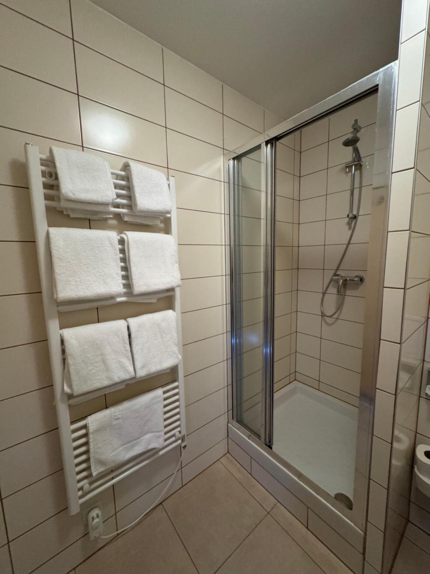 Sport Hotel Sletiste Kladno Exterior foto